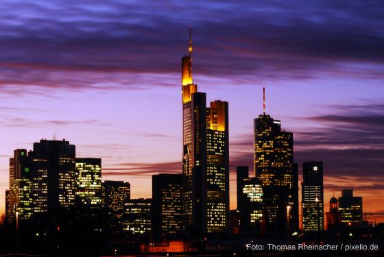 Frankfurt Foto: ThomasRheinacher / pixelio.de 